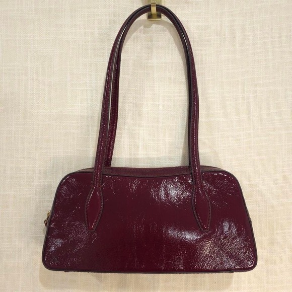 Madewell Handbags - Madewell Textured Patent Leather Shoulder Bag